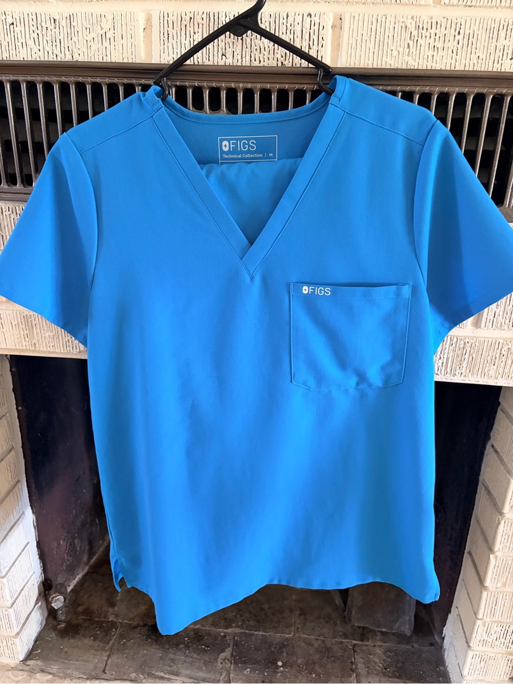 Figs Scrub Set in Bright Blue - V neck and Joggers